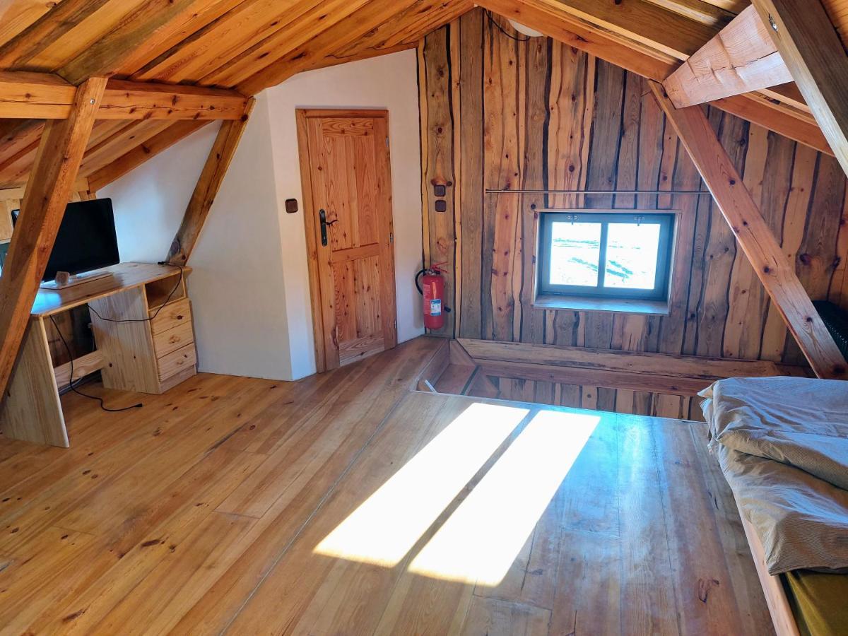 Chalet Boruvka - Biofarma Na Samote V Lesich Benesov  外观 照片